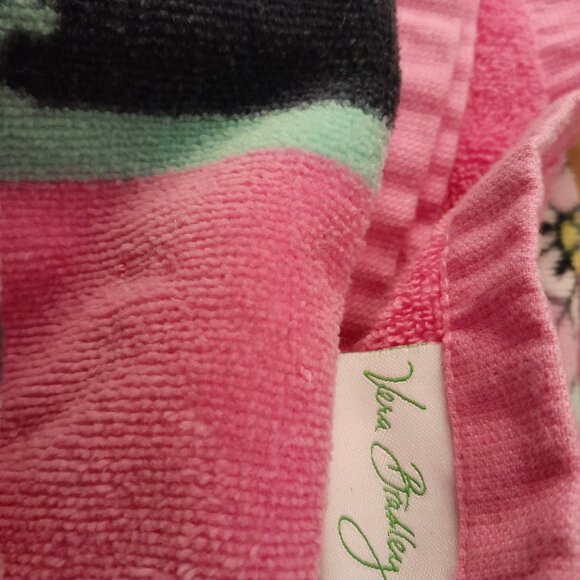 Vera Bradley Towels: Set of Two - Picture 5 of 6